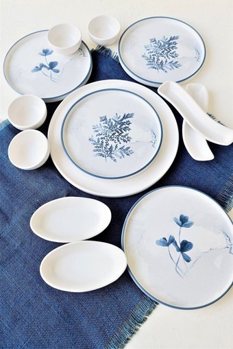 Gulhanıle Blue Magic Yuvarlak Desenli 13 Parça 4 Kişilik Seramik Kahvaltı Takımı Beyaz