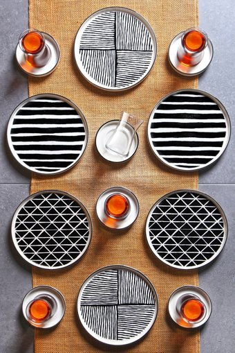 Kitchen Life Pop Blackwhite Desenli 18 Parça 6 Kişilik Seramik Kahvaltı Takımı Beyaz-Siyah