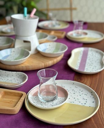 Bambum Lara Yuvarlak Desenli 33 Parça 6 Kişilik Porselen Kahvaltı Takımı Beyaz-Bej