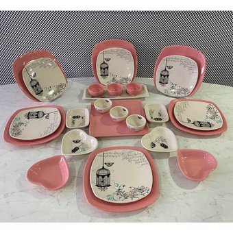 Keramika Retro Kalp-Kare Desenli 38 Parça 6 Kişilik Seramik Kahvaltı Takımı Beyaz-Pembe