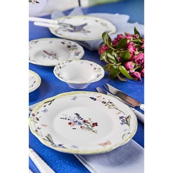 Karaca Cassia Yuvarlak Desenli 18 Parça 4 Kişilik Stoneware Seramik
Kahvaltı Takımı Beyaz