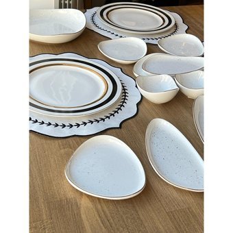 Rossev Cheerful Desenli 32 Parça 6 Kişilik Porselen Kahvaltı Takımı Beyaz-Siyah