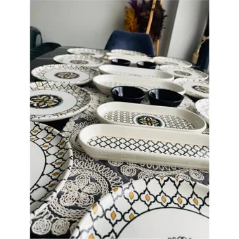 Venüs Home Decoratıon Liva Desenli 22 Parça 12 Kişilik Seramik Kahvaltı Takımı Siyah