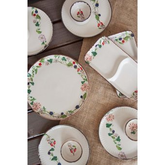 Bursa Porselen Dekor Retro Meyve Çiçekleri Desenli 4 Kişilik Porselen Kahvaltı Takımı Bej