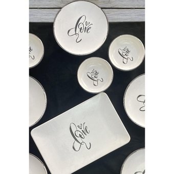 Keramika Love Kare-Yuvarlak Desenli 13 Parça 6 Kişilik Seramik Kahvaltı Takımı Beyaz