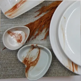 Arna Porselen Karamel El Dekoru Yuvarlak Desenli 19 Parça Porselen Kahvaltı Takımı Beyaz