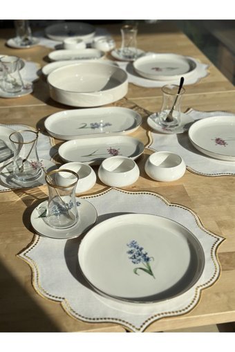 Onedekor Pure Fleur Desenli 35 Parça 6 Kişilik Porselen Kahvaltı Takımı Çok Renkli