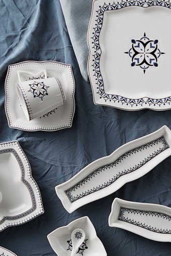 Karaca Blau Kare Desenli 32 Parça 6 Kişilik Stoneware Seramik Kahvaltı Takımı Çok Renkli