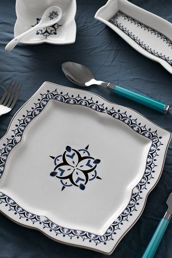 Karaca Blau Kare Desenli 32 Parça 6 Kişilik Stoneware Seramik Kahvaltı Takımı Çok Renkli