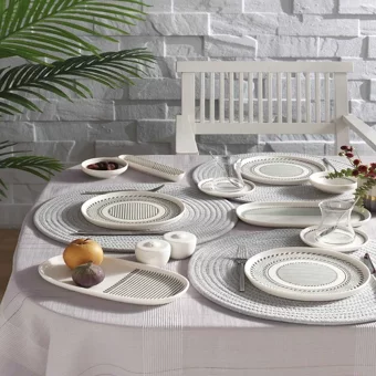 Pierre Cardin Timeless Desenli 28 Parça 4 Kişilik Porselen Kahvaltı Takımı Beyaz-Siyah