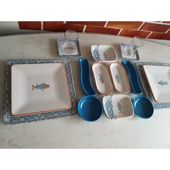 Keramika Koi At Kare Desenli 16 Parça 2 Kişilik Seramik Kahvaltı Takımı Çok Renkli