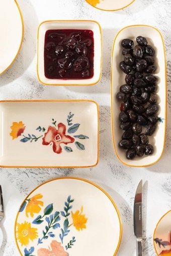 Bernardo Violet Yuvarlak Desenli 24 Parça 6 Kişilik Stoneware Kahvaltı Takımı Beyaz