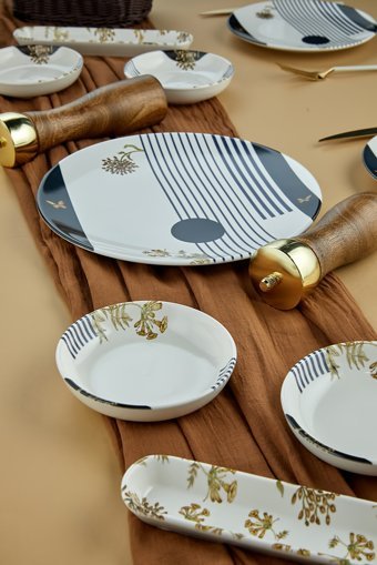Babion Rêve De Papillon Yuvarlak Desenli 13 Parça 6 Kişilik Seramik Kahvaltı Takımı Mavi