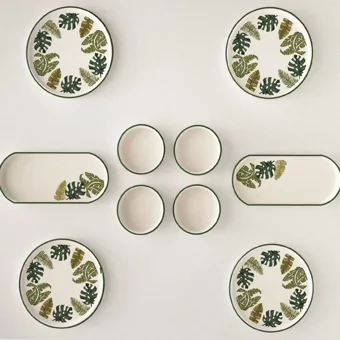 Es Kitchen Çiçek Yuvarlak Desenli 10 Parça 4 Kişilik Seramik Kahvaltı Takımı Beyaz