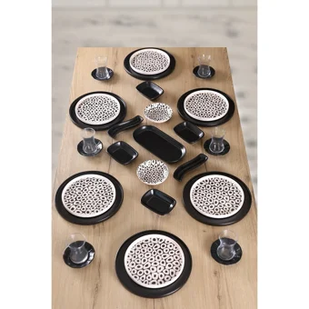 Keramika Black And White Love Yuvarlak Desenli 33 Parça 6 Kişilik Seramik Kahvaltı Takımı Beyaz-Siyah