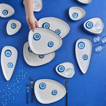 Karaca Nazar Üçgen Desenli 24 Parça 6 Kişilik Stoneware Seramik Kahvaltı Takımı Çok Renkli