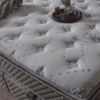 Armis Bio Balance 120 x 200 cm Yataklı Başlıklı Çift Kişilik Sandıklı Baza Seti Füme