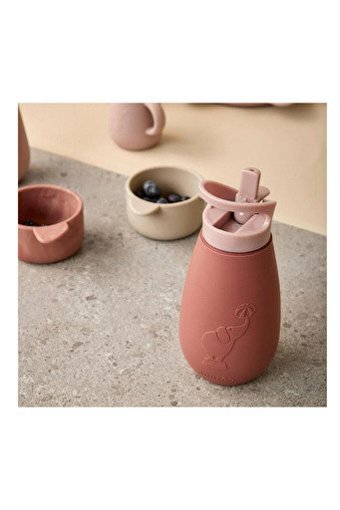 Nuuroo Pipetli Akıtmaz Kulpsuz 350 ml Alıştırma Bardağı Pembe
