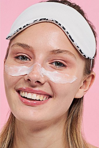 Invierno Barcelona Llc. Yaşlanmayı Önlemeye Yardımcı Krem Tüp Yüz Peelingi 100 ml