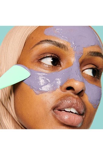 Benefit Cosmetics Gözenek Arındırıcı Killi Nemlendiricili Krem Yüz Maskesi 75 ml