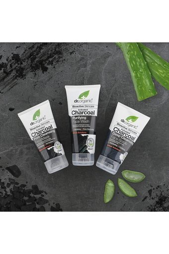 Dr. Organic Charcoal Sıkılaştırıcı Krem Tüp Yüz Peelingi 125 ml