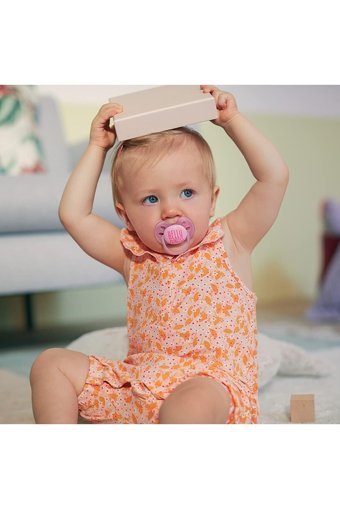Philips Avent Ultra Soft SCF223/02 6-18 Ay Delikli Ortodontik Yenidoğan Damaklı Silikon Emzik Pembe