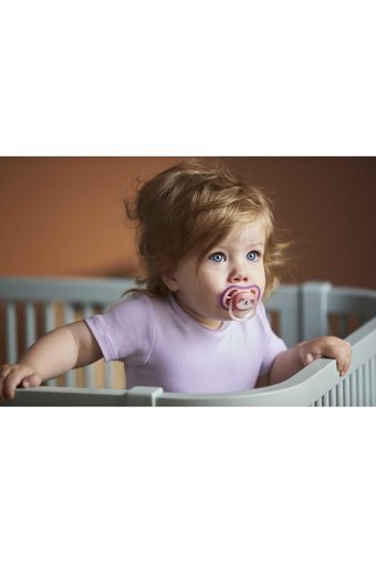 Philips Avent Ultra Air SCF349 18 Ay+ Fosforlu Delikli Ortodontik Damaklı Silikon 2'li Emzik Pembe Yeşil