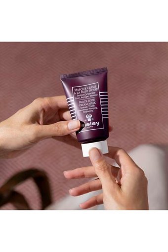 Sisley Black Rose Nemlendiricili Krem Yüz Maskesi 60 ml