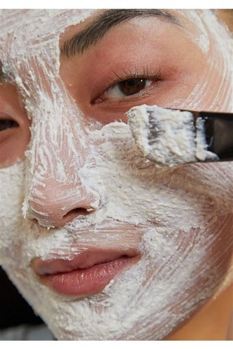 The Body Shop Chinese Killi Nemlendiricili Krem Yüz Maskesi