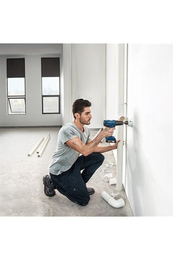 Bosch GSB 180-Li 18 V 2.0 Ah Kömürsüz Darbeli Akülü Vidalama Makinesi + 2 Adet Batarya ve Vida Ucu Seti