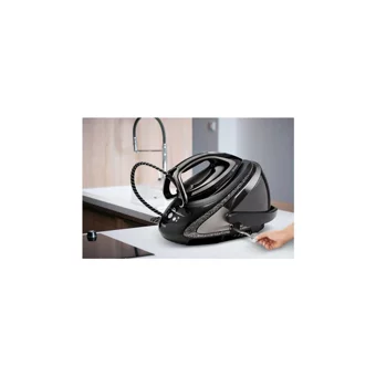 Tefal GV9620 Pro Express 2600 W 8 bar Durilium Airglide Autoclean Tabanlı Şok Buharlı Kazanlı Ütü Siyah