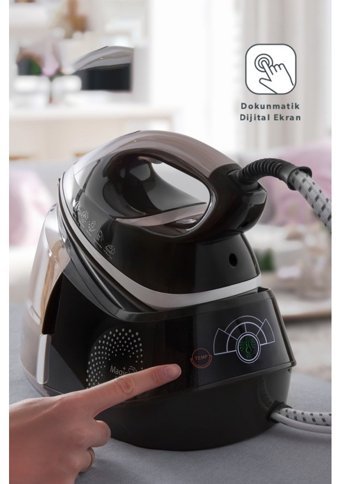 Homend Steamwork 1161H 3100 W 6.5 bar İyonik Tabanlı Şok Buharlı Kazanlı Ütü Siyah