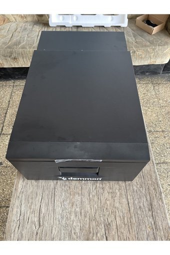 Demmon DMMN1 12-24 V 30 lt Çakmaklıklı Çekmeceli Kompresörlü Araç Buzdolabı