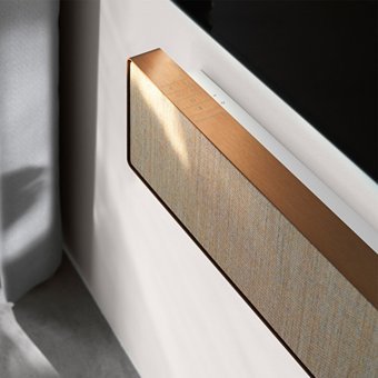 Bang & Olufsen Beosound Stage 80 W 100 dB Kablolu-Kablosuz Bluetoothlu Dolby Atmos 3.0 Soundbar Antrasit-Siyah