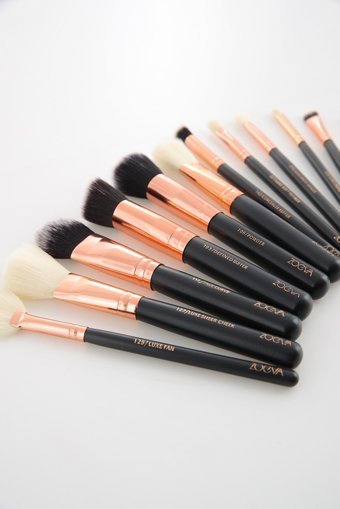 Zoeva Kapaklı 15'li Allık Eyeliner Far Makyaj Fırça Seti Gold Rose