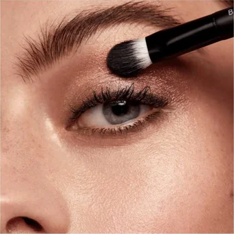 Oriflame The One 42484 Far Fırçası
