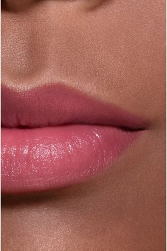 Deborah Super Gloss Pearly 06 Nemlendiricili Dolgunlaştırıcı Işıltılı Dudak Parlatıcısı Red