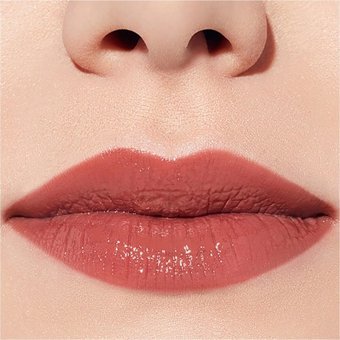 Max Factor Honey Laquer 05 Nemlendiricili Dolgunlaştırıcı Işıltılı Dudak Parlatıcısı Pembe