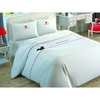 Taç Kışlık 200 x 220 cm Çizgi Kahraman Çift Kişilik Nevresim Takımı Beyaz