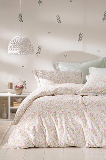 Yataş Ranforce Dört Mevsim 200 x 220 cm Çiçekli Çift Kişilik Nevresim Takımı Çok Renkli