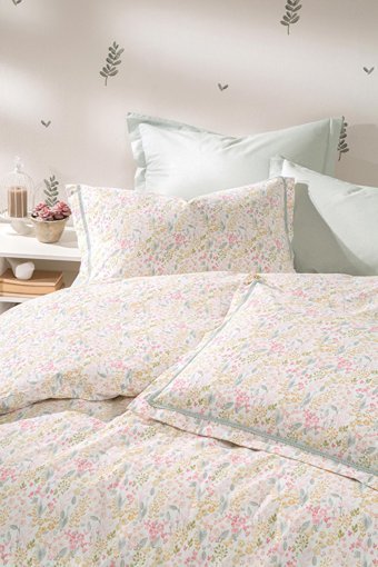 Yataş Ranforce Dört Mevsim 200 x 220 cm Çiçekli Çift Kişilik Nevresim Takımı Çok Renkli