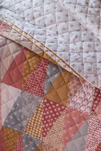Apricitas Pamuk Dört Mevsim 200 x 220 cm Battaniyeli Ekoseli Çift Kişilik Nevresim Takımı Çok Renkli