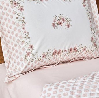 Karaca Home Pamuk Yazlık 200 x 220 cm Çiçekli Çift Kişilik Nevresim Takımı PUdra