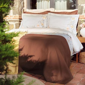 Karaca Home Pamuk Dört Mevsim 200 x 220 cm Battaniyeli Çiçekli Çift Kişilik Nevresim Takımı Kahverengi