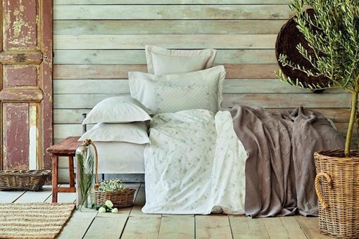 Karaca Home Pamuk Kışlık 200 x 220 cm Battaniyeli Çiçekli Çift Kişilik Nevresim Takımı Ekru Kahverengi