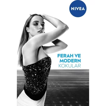 Nivea Black&White Invisible Pure Pudrasız Ter Önleyici Antiperspirant Sprey Kadın Deodorant 150 ml