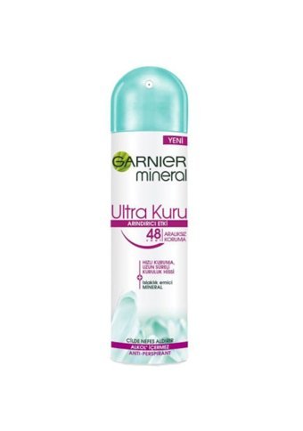 Garnier Mineral Ultra Kuru Arındırıcı Etki Pudrasız Ter Önleyici Antiperspirant Sprey Kadın Deodorant 150 ml
