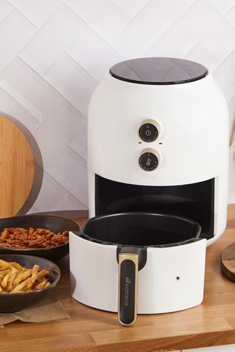 Karaca MultiFry Airfryer 3.5 lt Tek Hazneli Izgara Yapan Led Ekranlı Yağsız Sıcak Hava Fritözü Beyaz