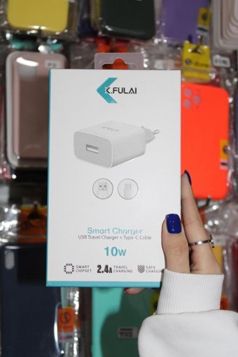 İ-Stone Universal Type-C Kablolu 10 W 2.4 Amper Hızlı Şarj Aleti Beyaz
