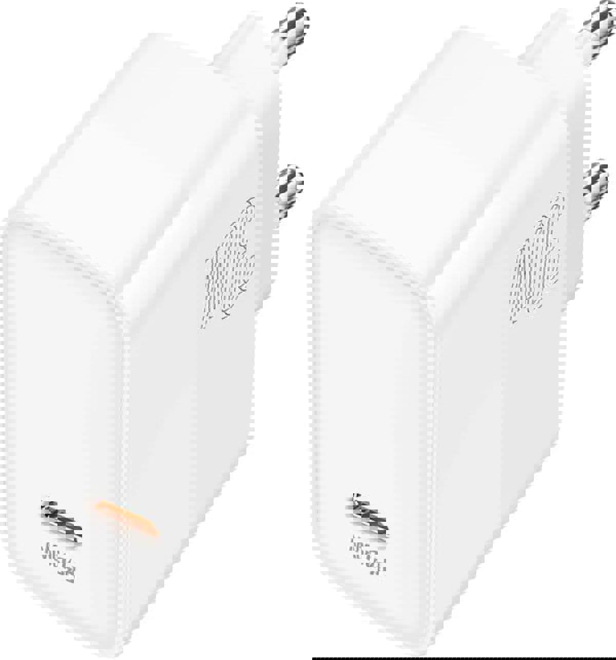 Borofone BA77A Universal Type-C Kablolu 30 W Hızlı Şarj Aleti Beyaz